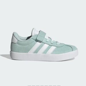 New Kids Adidas VL Court Shoes 3.0 - size 1 - halo mint and cloud white